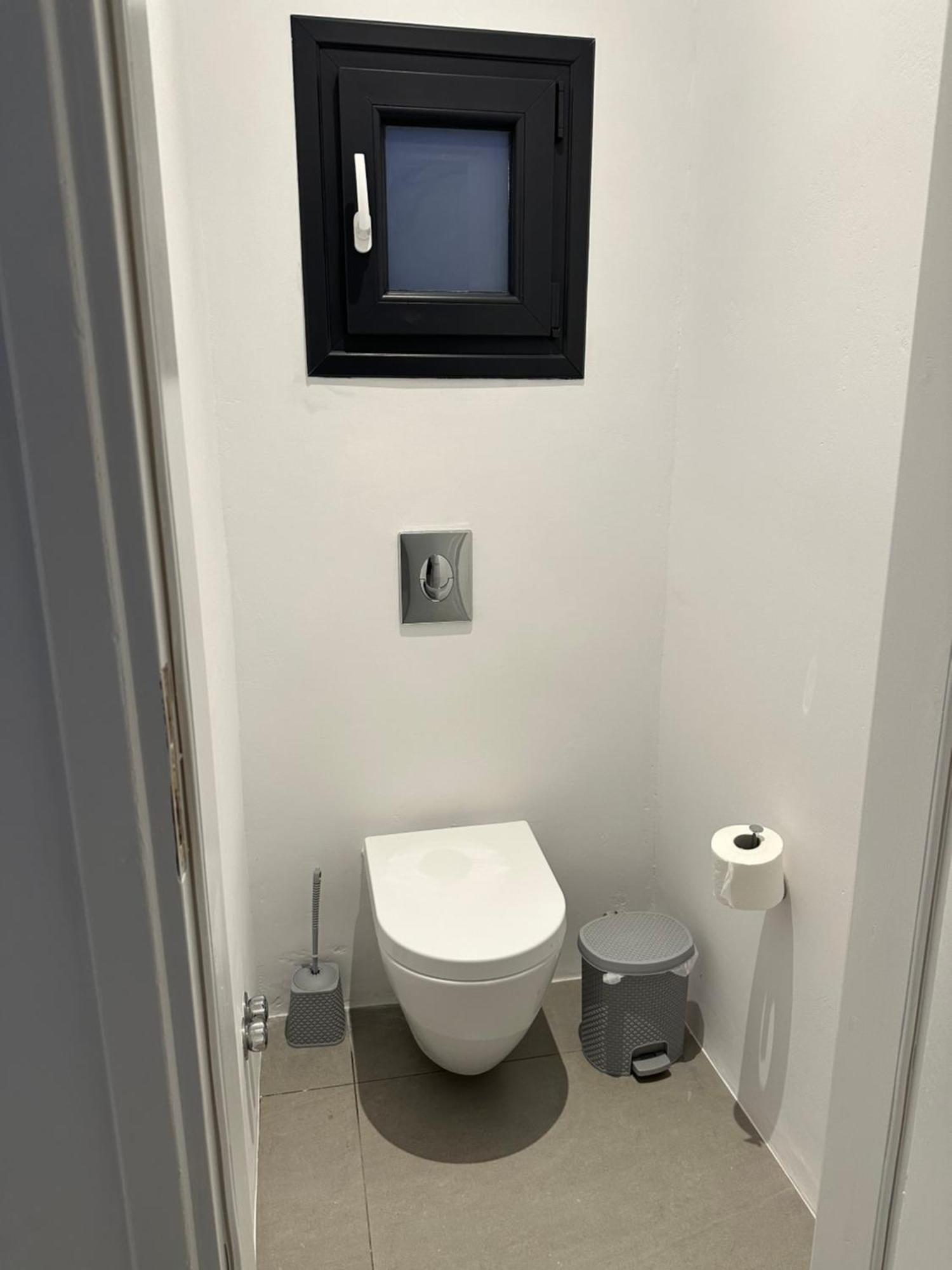 טורלוס The Coast Suites מראה חיצוני תמונה