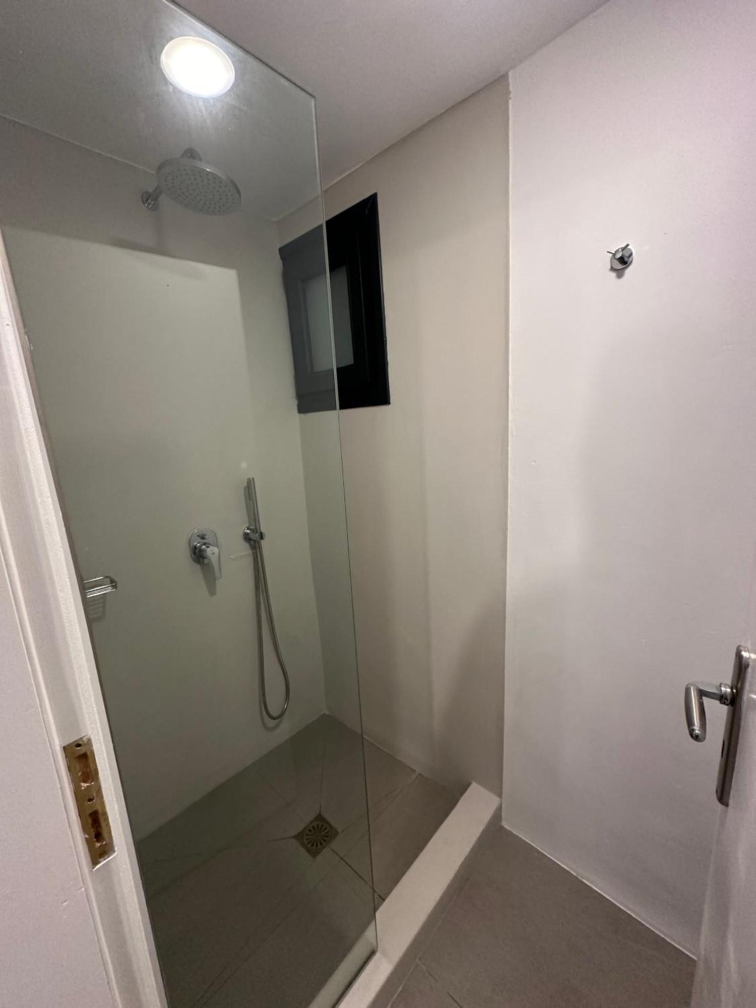 טורלוס The Coast Suites מראה חיצוני תמונה